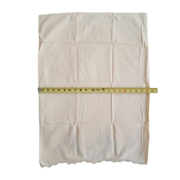 Floral Embroidered and Crocheted Scalloped Edge Pillowcase - Picture 10 of 11